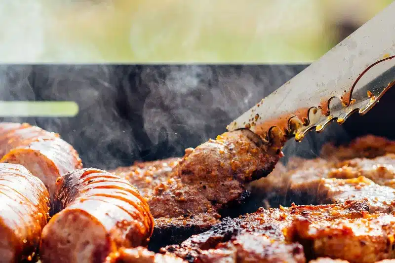 bbq vlees op de bbq